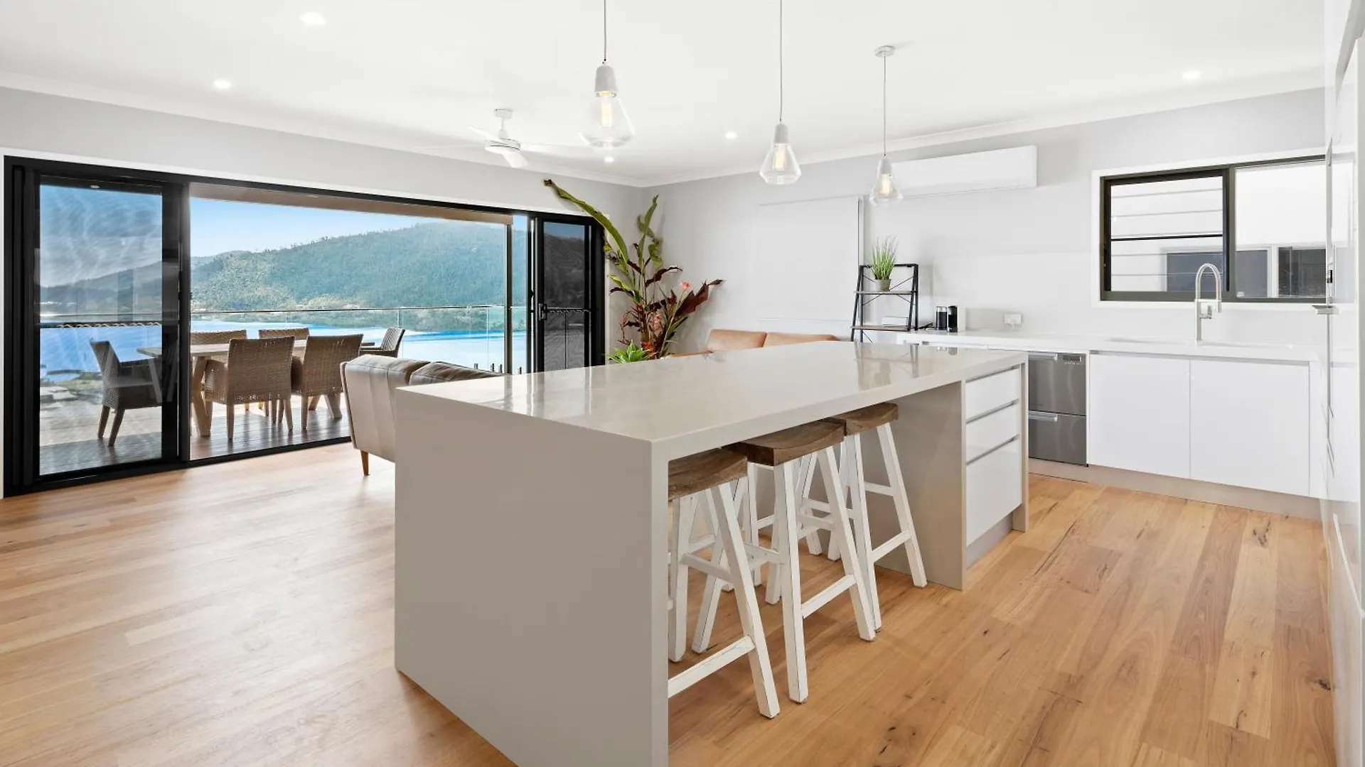 エアリービーチ Elementa Whitsundaysヴィラ 別荘